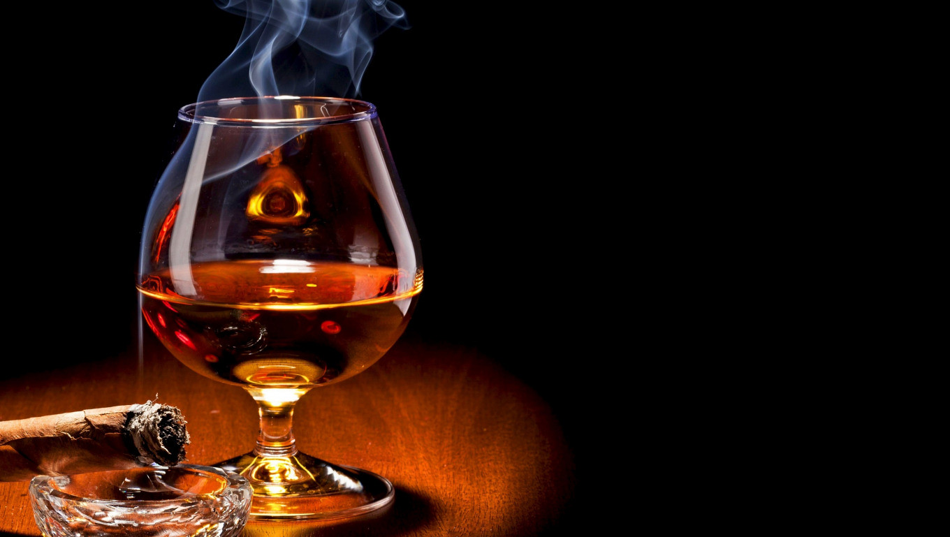 Cognac Blanc Grande Champagne XO - Vin Blanc - Photo de Robert Sullivan - 101Pairing.com