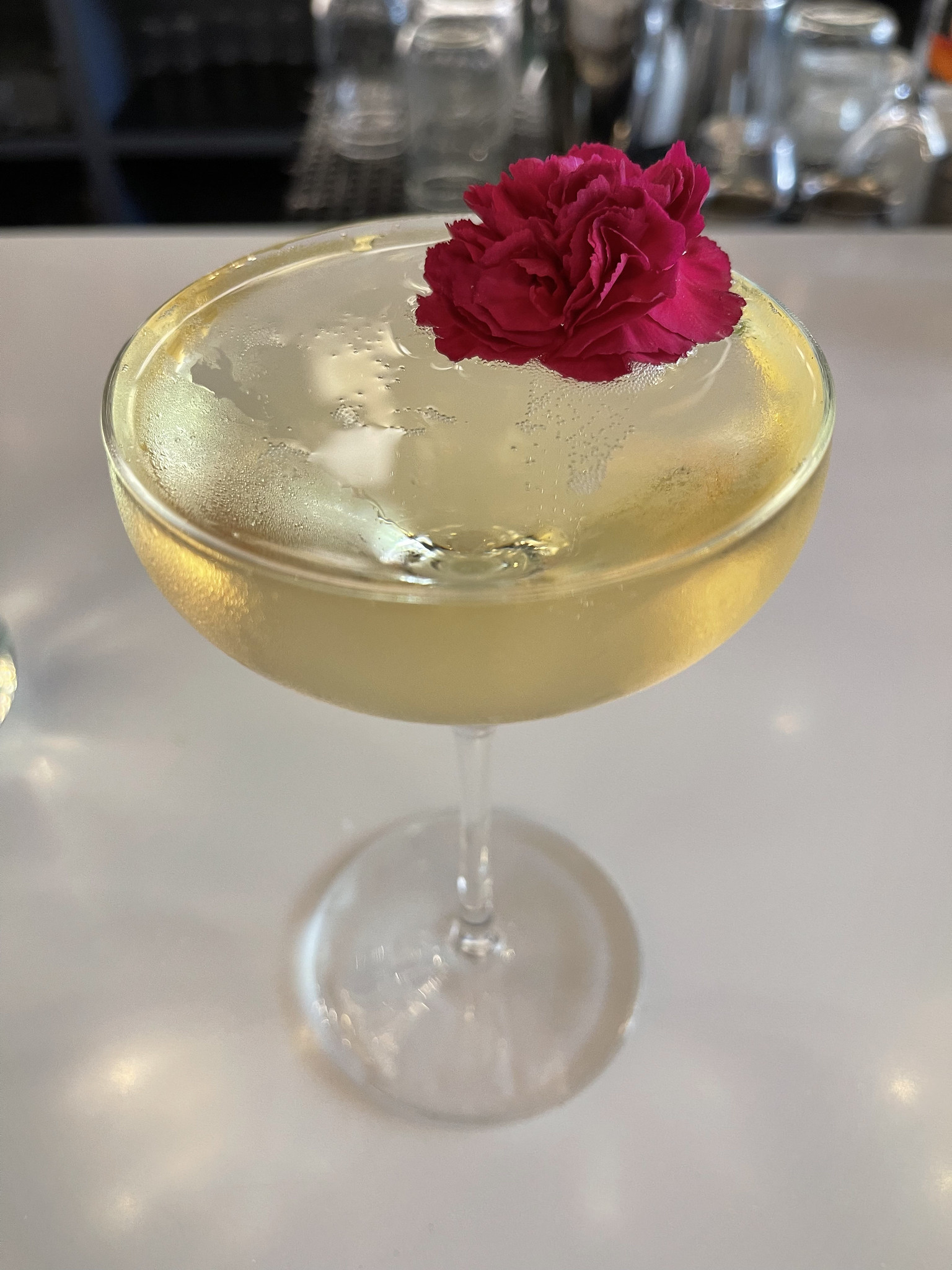 Crémant de la Loire Blanc        Sec - Vin Blanc - Photo de Sarah Stierch - 101Pairing.com