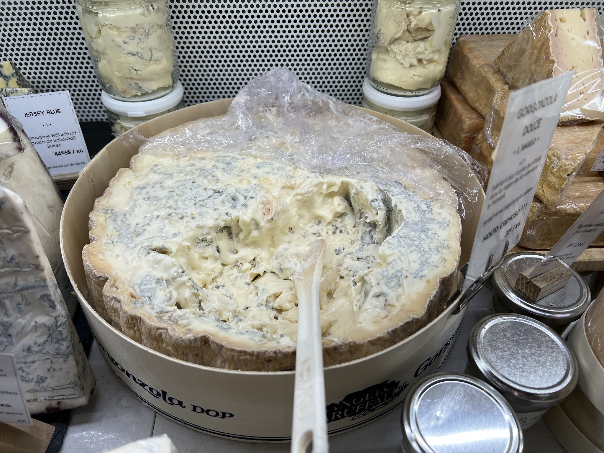 Gorgonzola dolce - Photo de Phil Whitehouse - 101Pairing.com