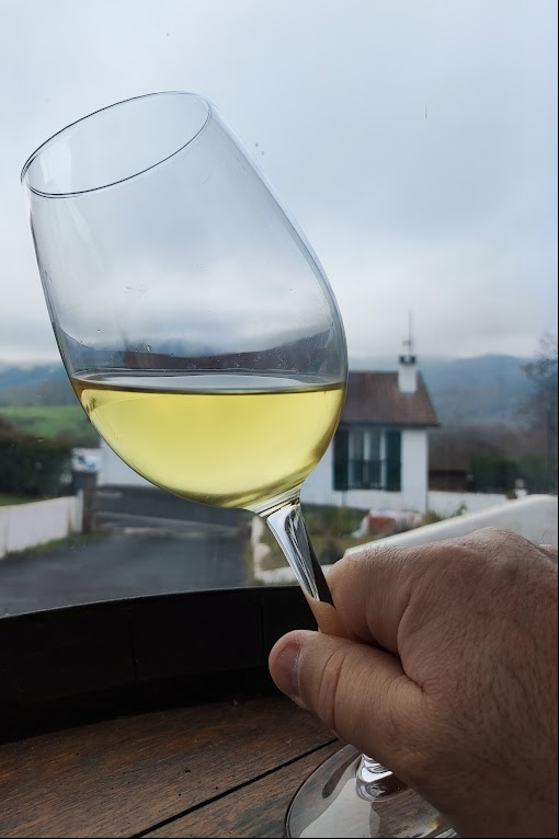 Jurançon Sec - Vins tranquilles blancs - Photo de Sylvain Torchet - 101Pairing.com