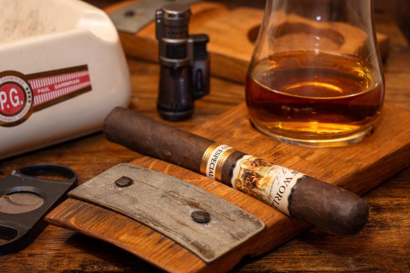 Cognac Fins Bois Très vieille réserve - Eaux-de-vie et liqueurs - Photo de Accidental Nomad - 101Pairing.com