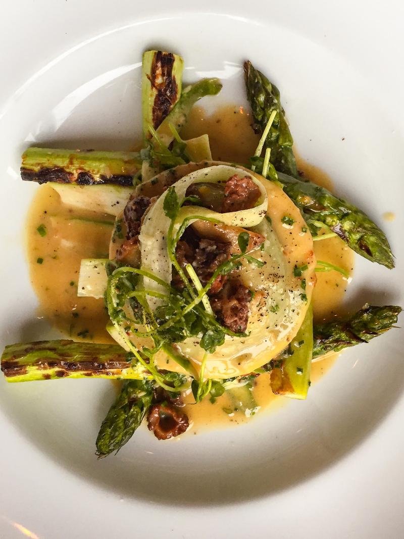 Asperges vertes au parmesan - Photo de Dale Cruse - 101Pairing.com