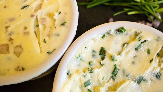 Beurre aux herbes - Photo de Edsel Little - 101Pairing.com