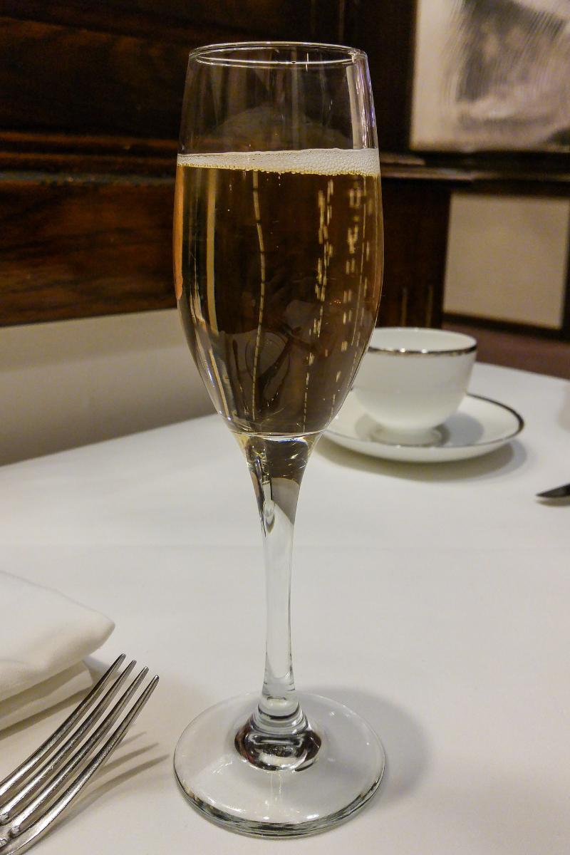 Montlouis sur Loire Pétillant Demi-sec - White sparkling wines - Photo de HarshLight - 101Pairing.com