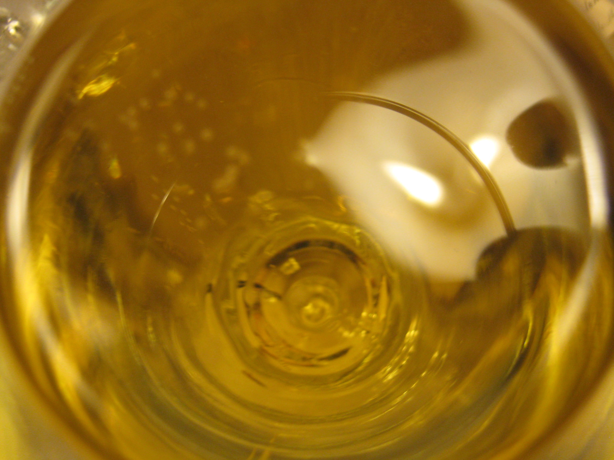 Vin de Savoie Pétillant Blanc Demi-sec - Vins effervescents blancs - Photo de txipi txipiron - 101Pairing.com