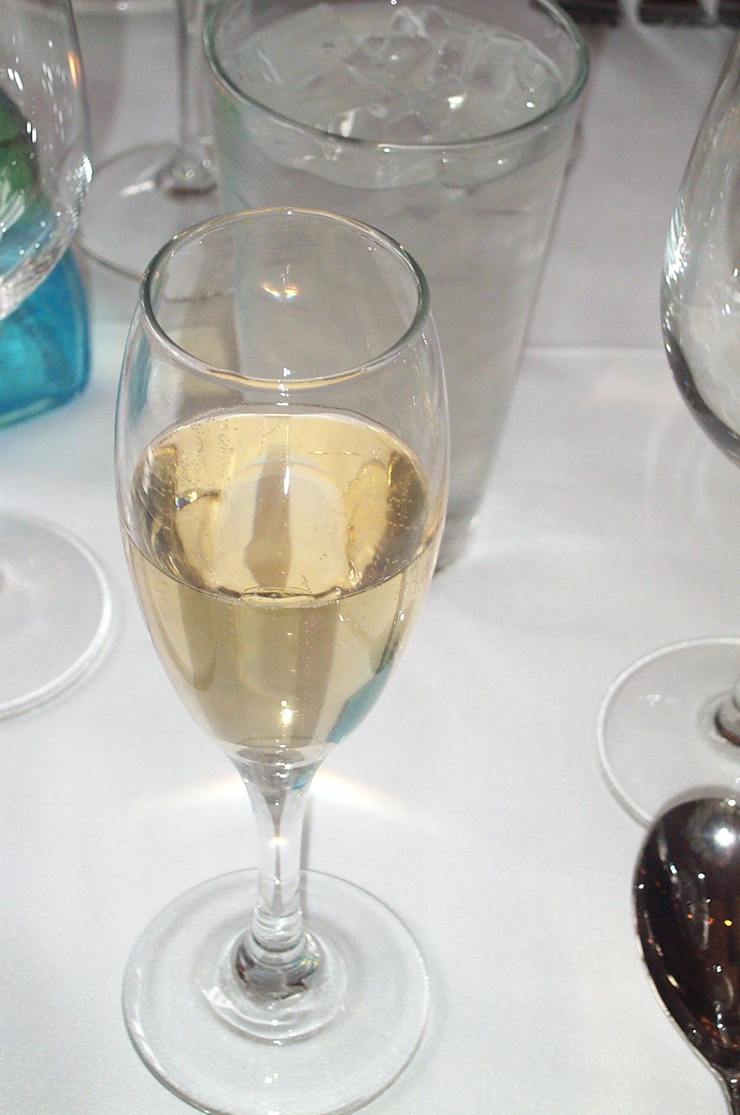 Vin de Savoie Mousseux Blanc Demi-sec - White sparkling wines - Photo de stu_spivack - 101Pairing.com