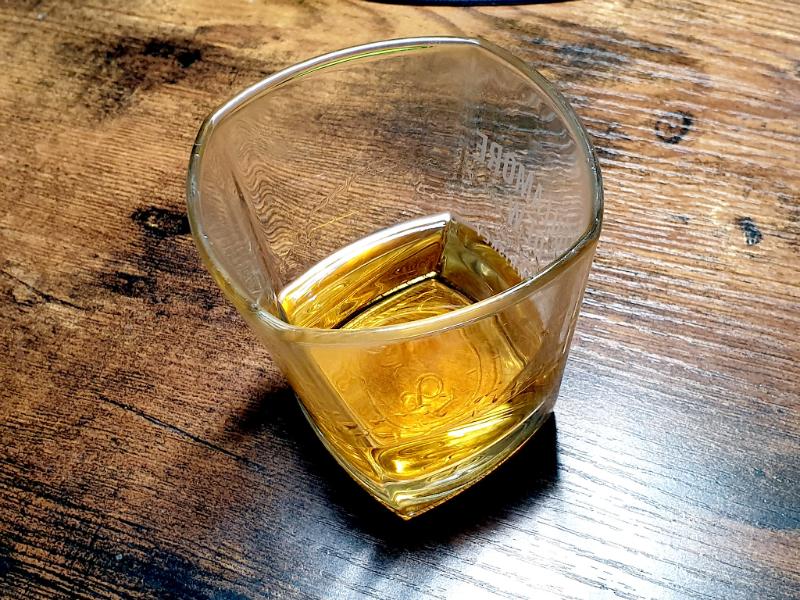 Blended grain irish scotch whisky - Spirits and liqueurs - Photo de Jan Helebrant - 101Pairing.com