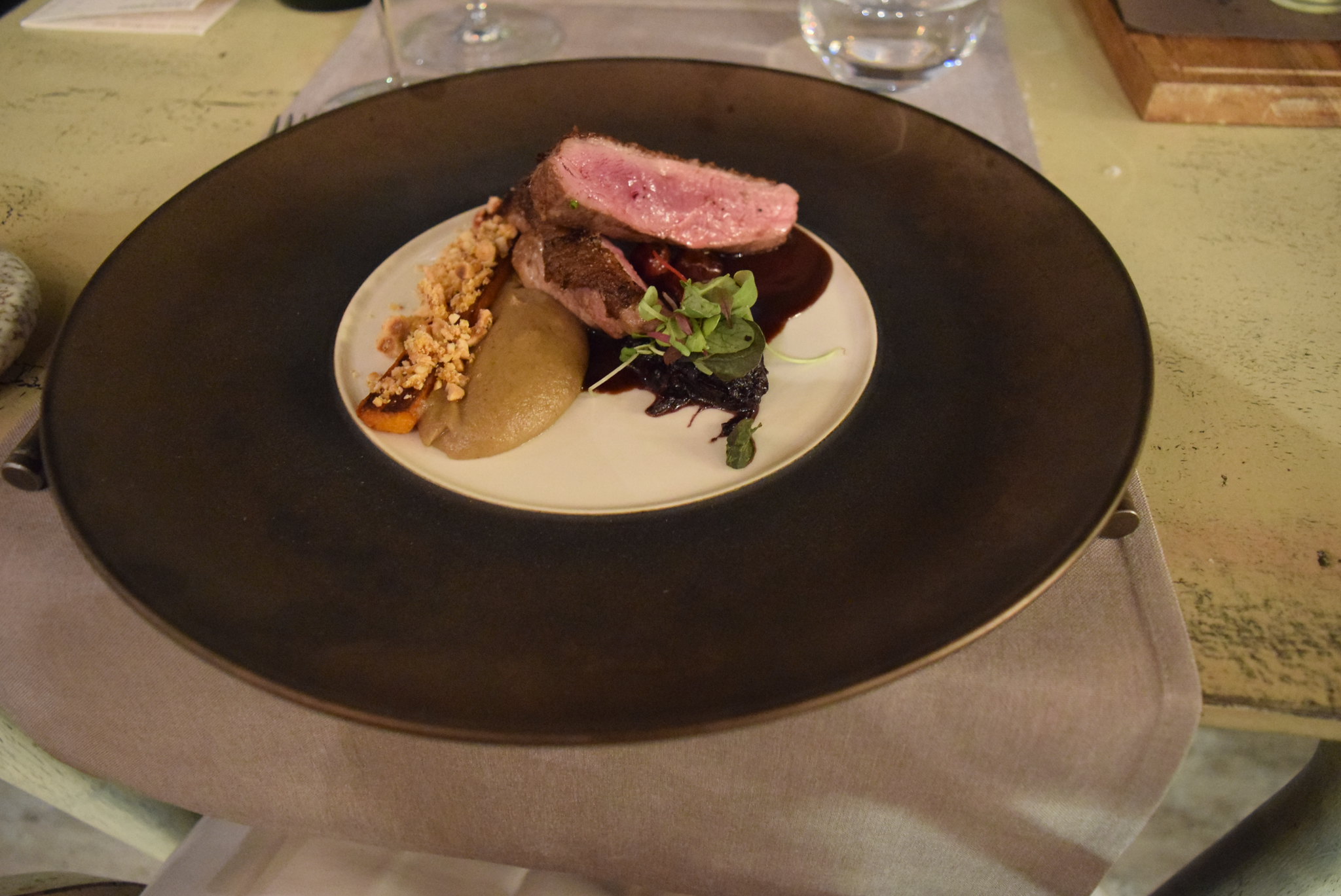 Caneton aux baies de cassis - Photo de Haydn Blackey - 101Pairing.com