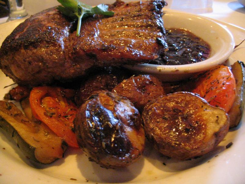 Carré d’agneau rôti - Photo de evoixsd - 101Pairing.com