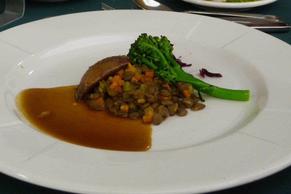 Manchon de canard confit au chou