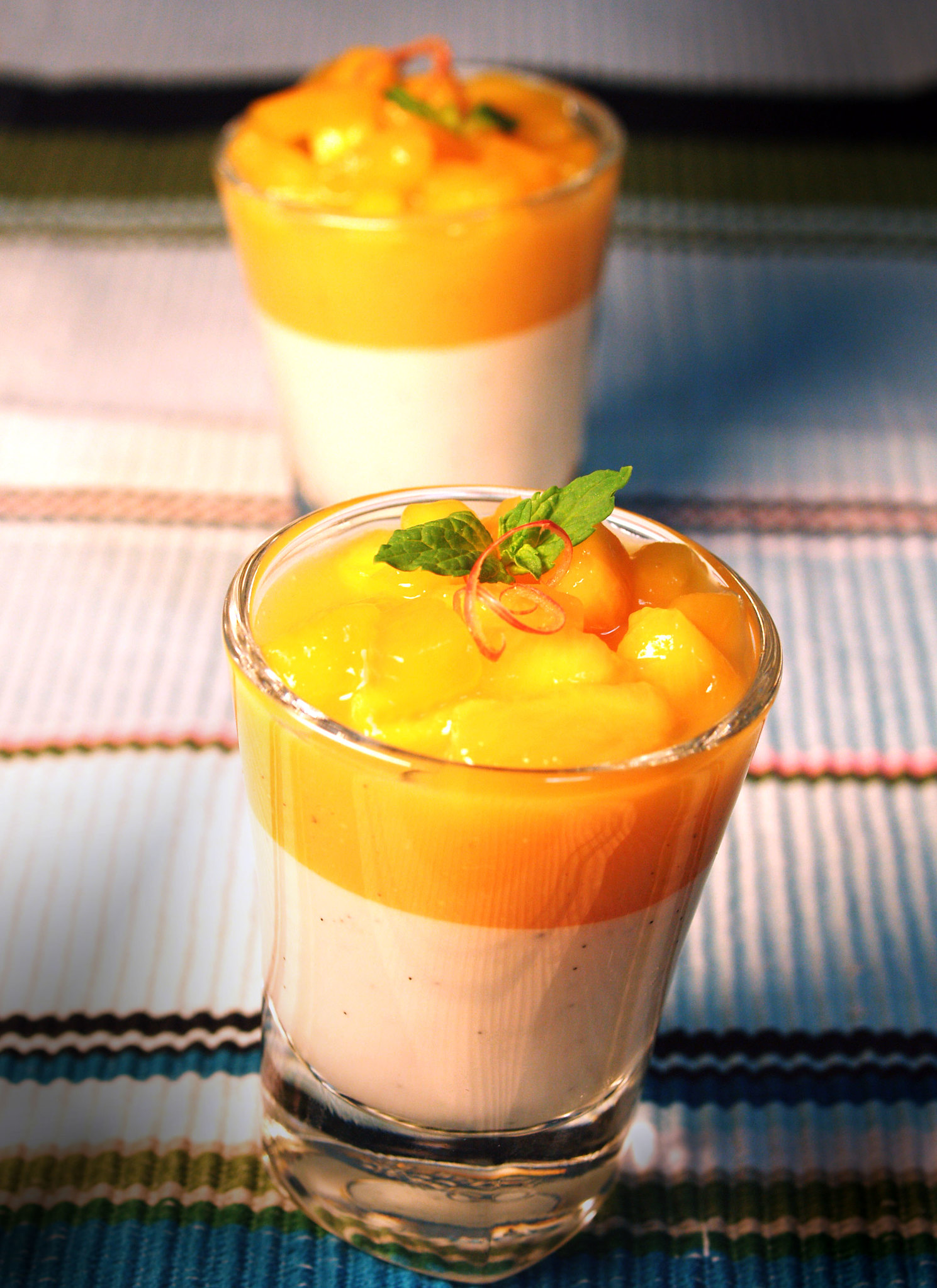 Mousse de fruit de la passion - Photo de Sebastian Mary - 101Pairing.com