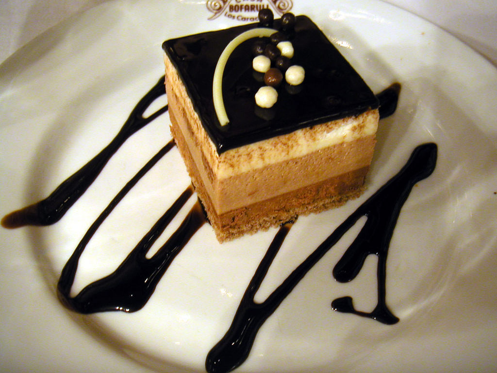 Aumônière de crêpe à la crème de marrons glacés et au chocolat noir - Photo de cyclonebill - 101Pairing.com