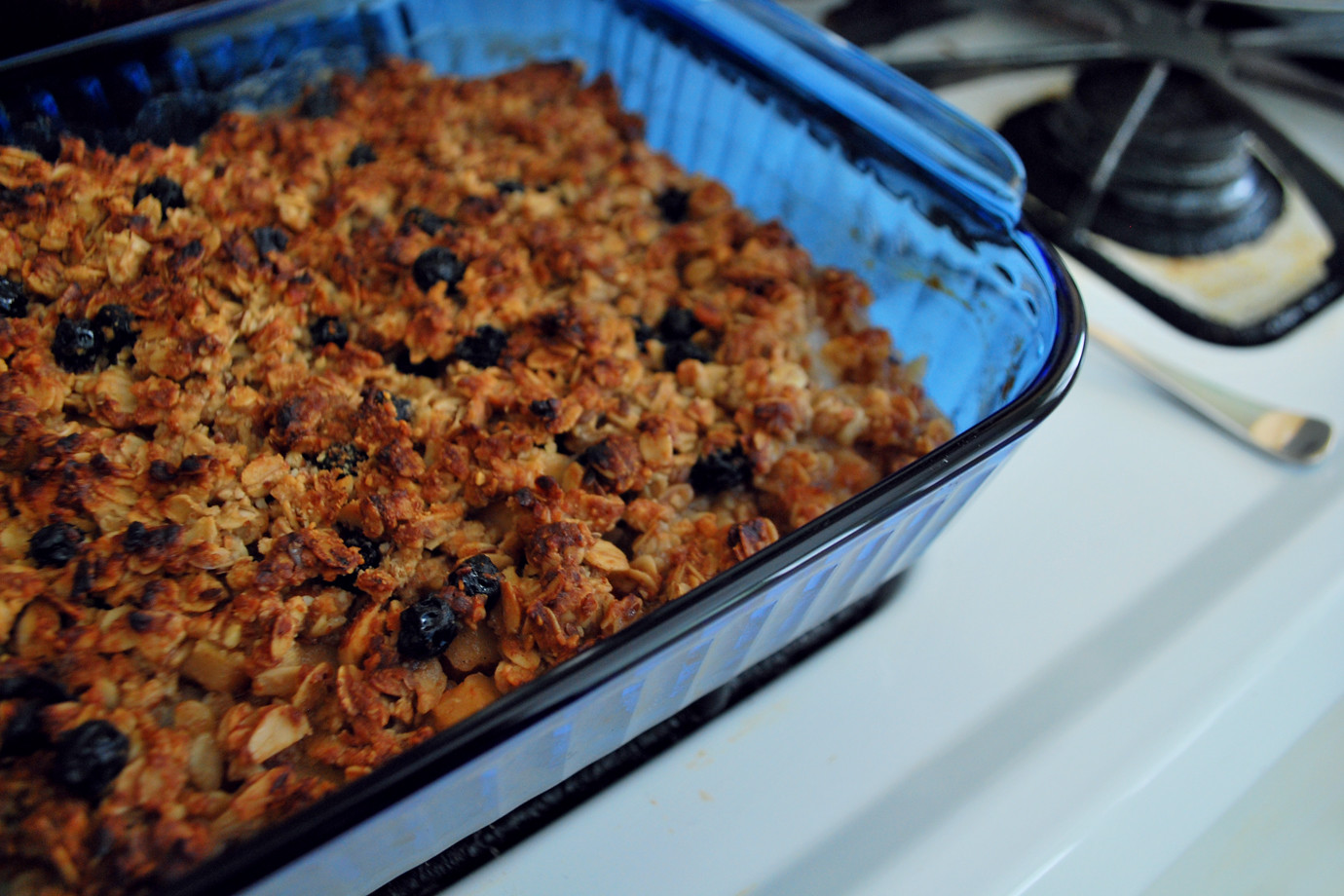 Crumble à la poire, à la pomme et aux amandes - Photo de ohbernadine - 101Pairing.com