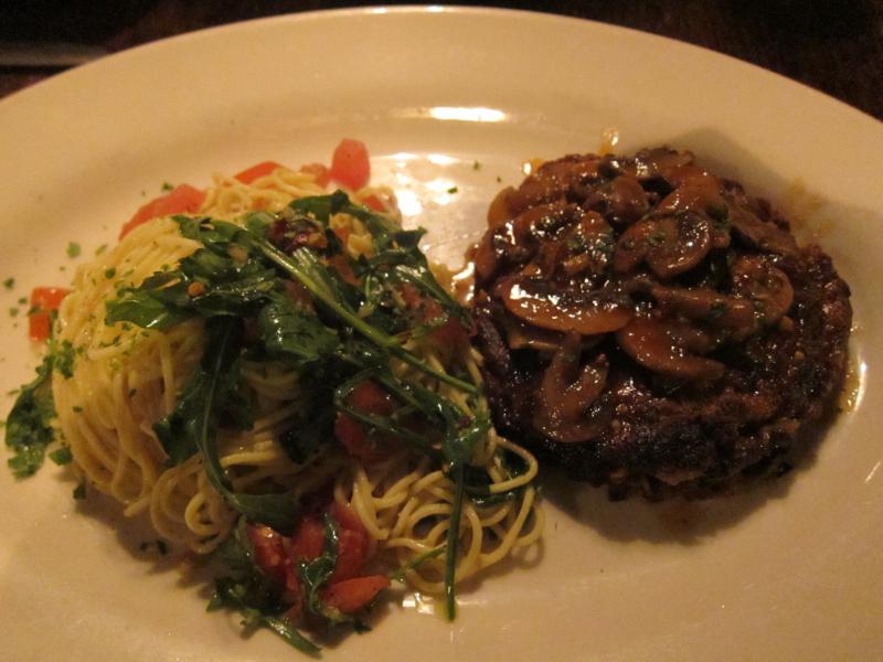 Escalope de veau aux champignons - Photo de Neeta Lind - 101Pairing.com