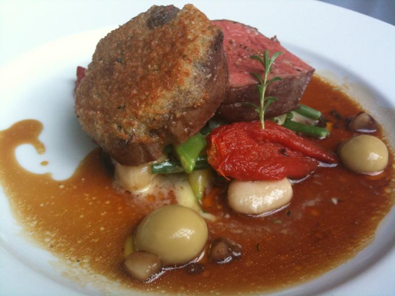 Filet de bœuf à la moelle - Photo de Arnold Gatilao - 101Pairing.com