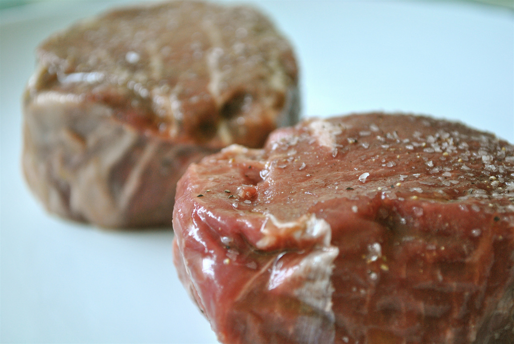 Filet mignon de veau sauce forestière - Photo de cookbookman17 - 101Pairing.com