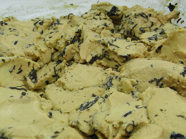 Foie gras d’oie à la truffe noire - Photo de Javier Lastras - 101Pairing.com