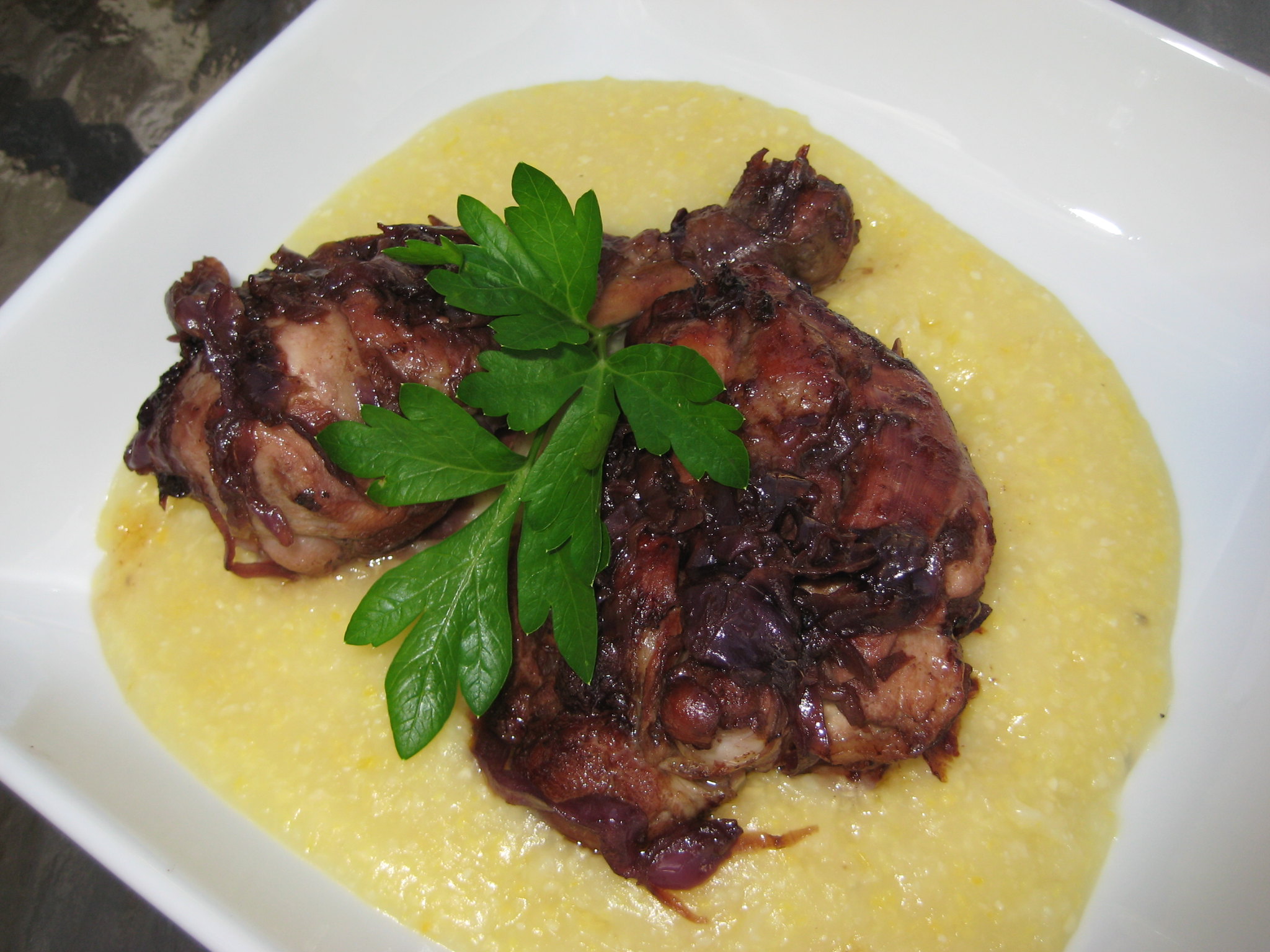 Fricassée de poulet sauce crème - Photo de Sheri Wetherell - 101Pairing.com