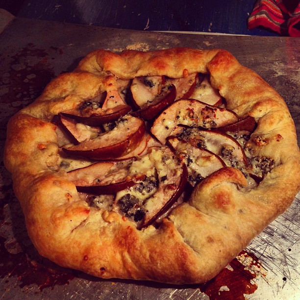 Tarte à la poire et à la Fourme d’Ambert - Photo de Timothy Vollmer - 101Pairing.com