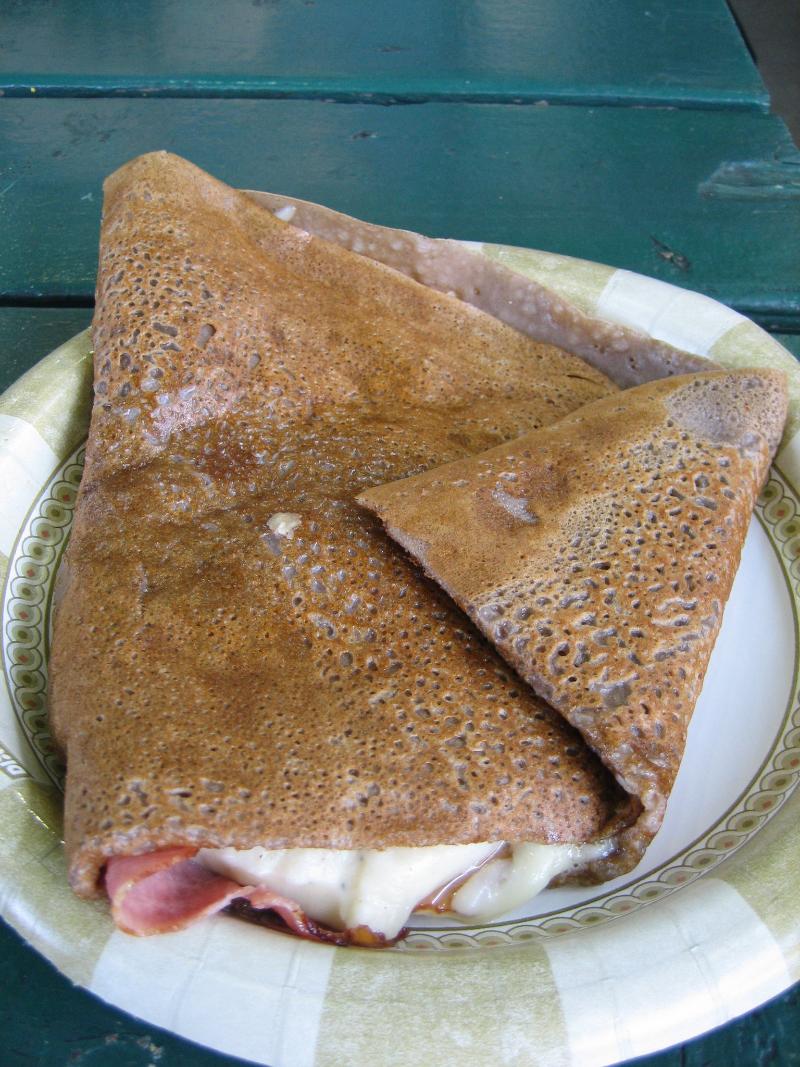 Galette au jambon et au fromage - Photo de Eugene Kim - 101Pairing.com