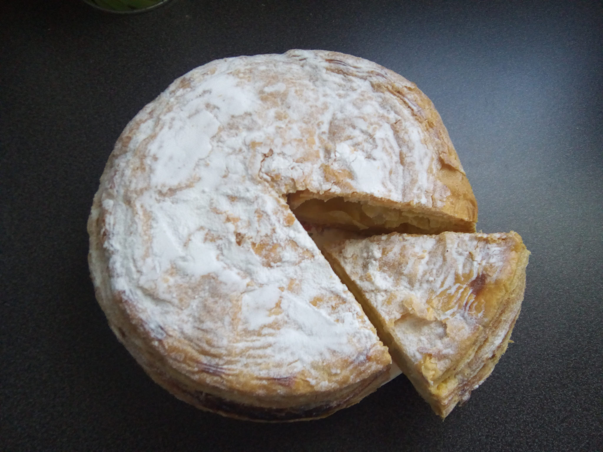 Gâteau à la frangipane - Photo de Sylvain Torchet - 101Pairing.com