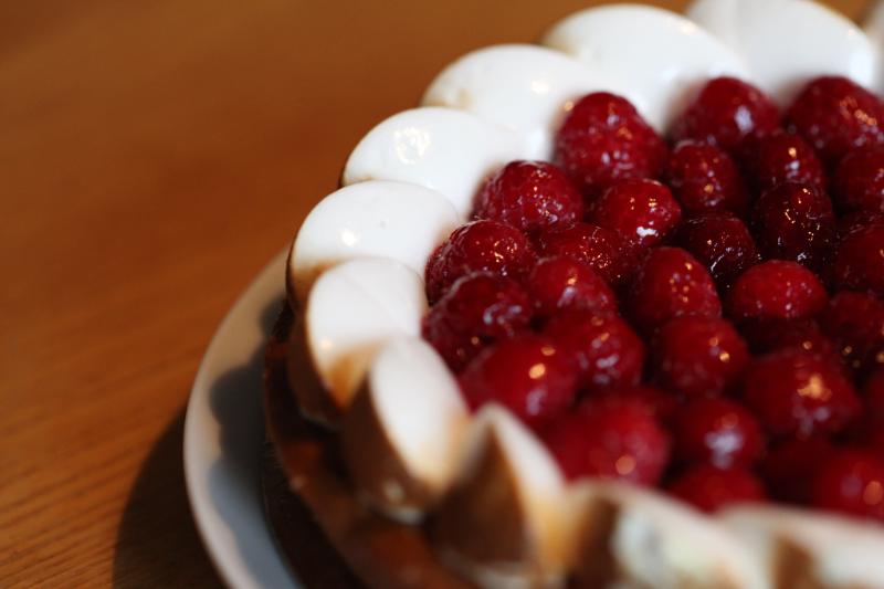 Gâteau meringué à la framboise - Photo de Paul Keller - 101Pairing.com