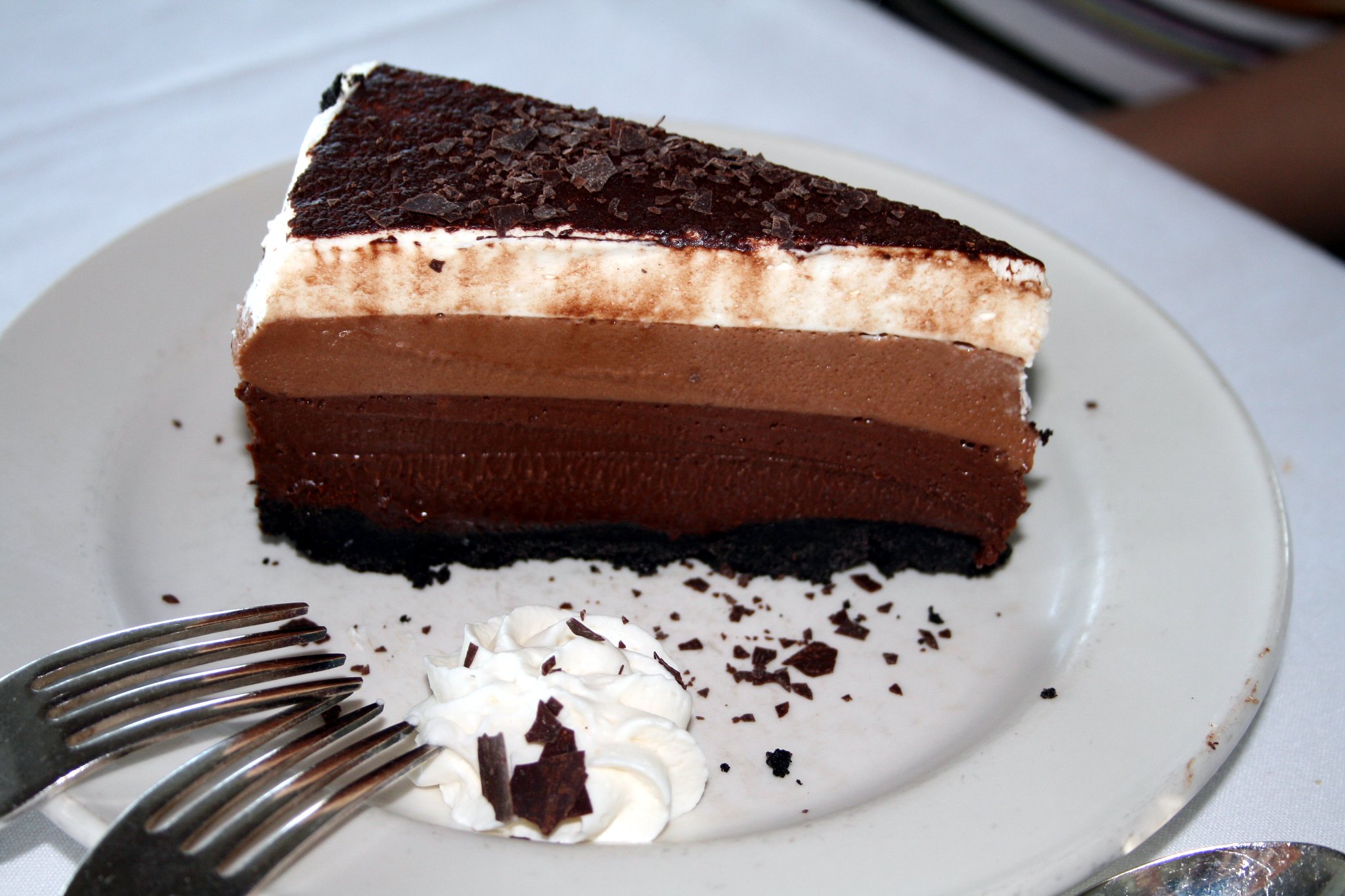 Gâteau au trois chocolats - Photo de Alejandro Forero Cuervo - 101Pairing.com