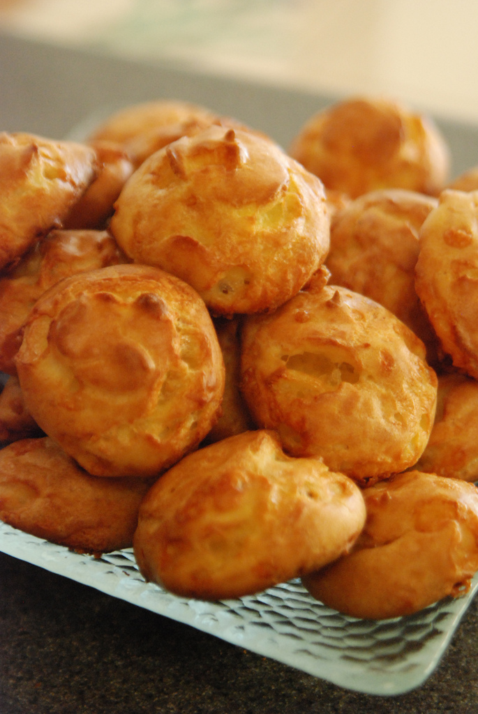 Gougères au Comté - Photo de Jules Morgan - 101Pairing.com