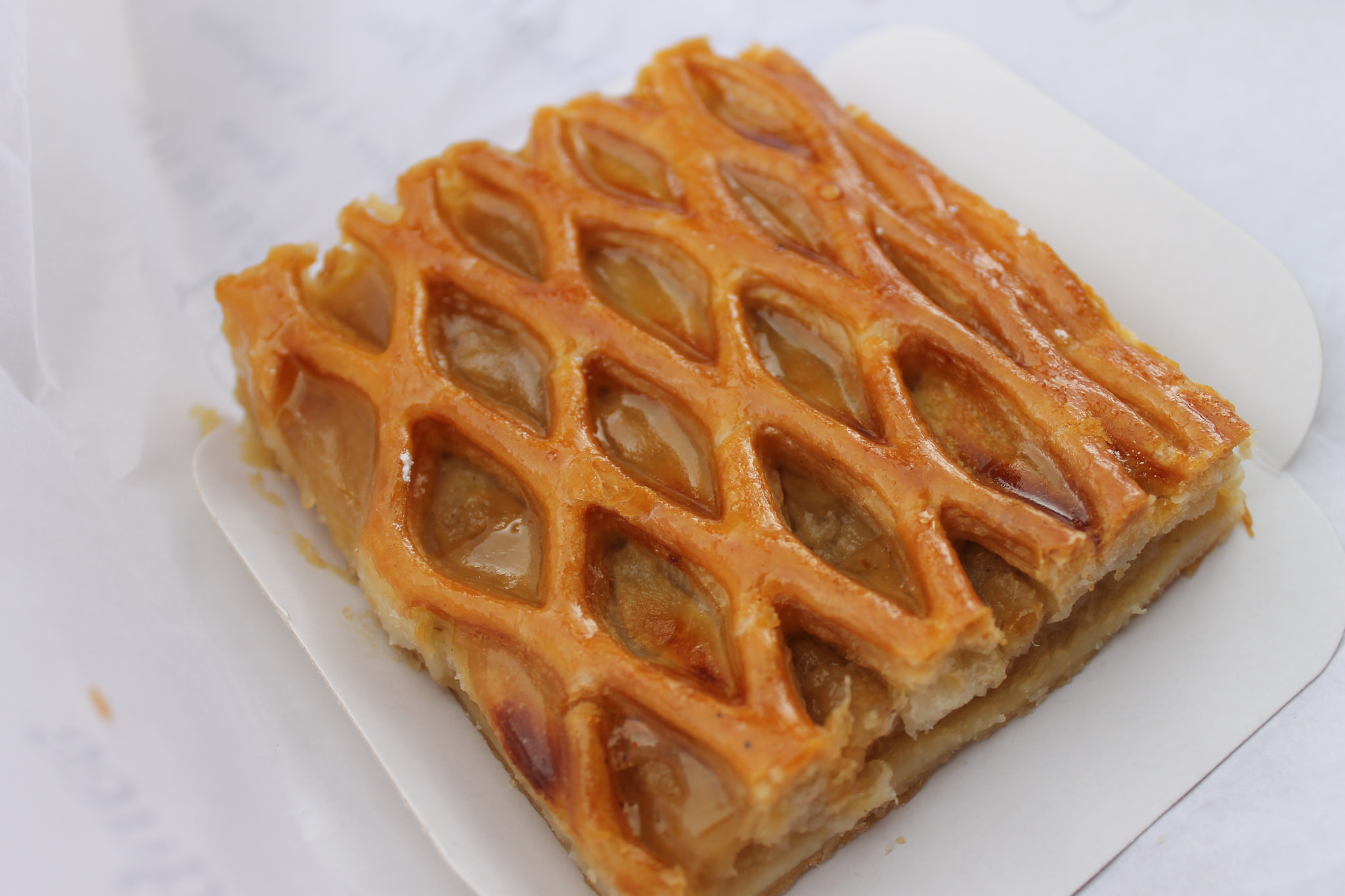 Dartois aux pommes - Photo de ironypoisoning - 101Pairing.com