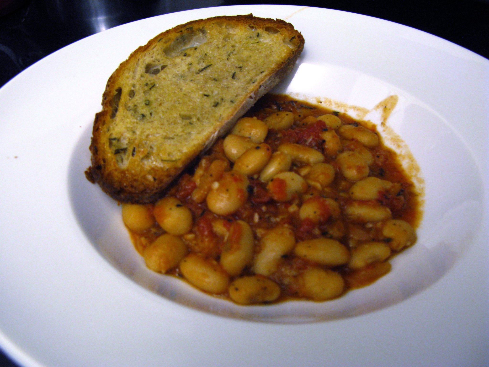 Haricots blancs à la tomate - Photo de Dan Costin - 101Pairing.com