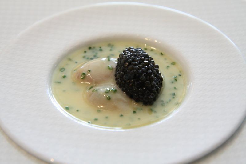 Huîtres chaudes au caviar - Photo de kowarski - 101Pairing.com