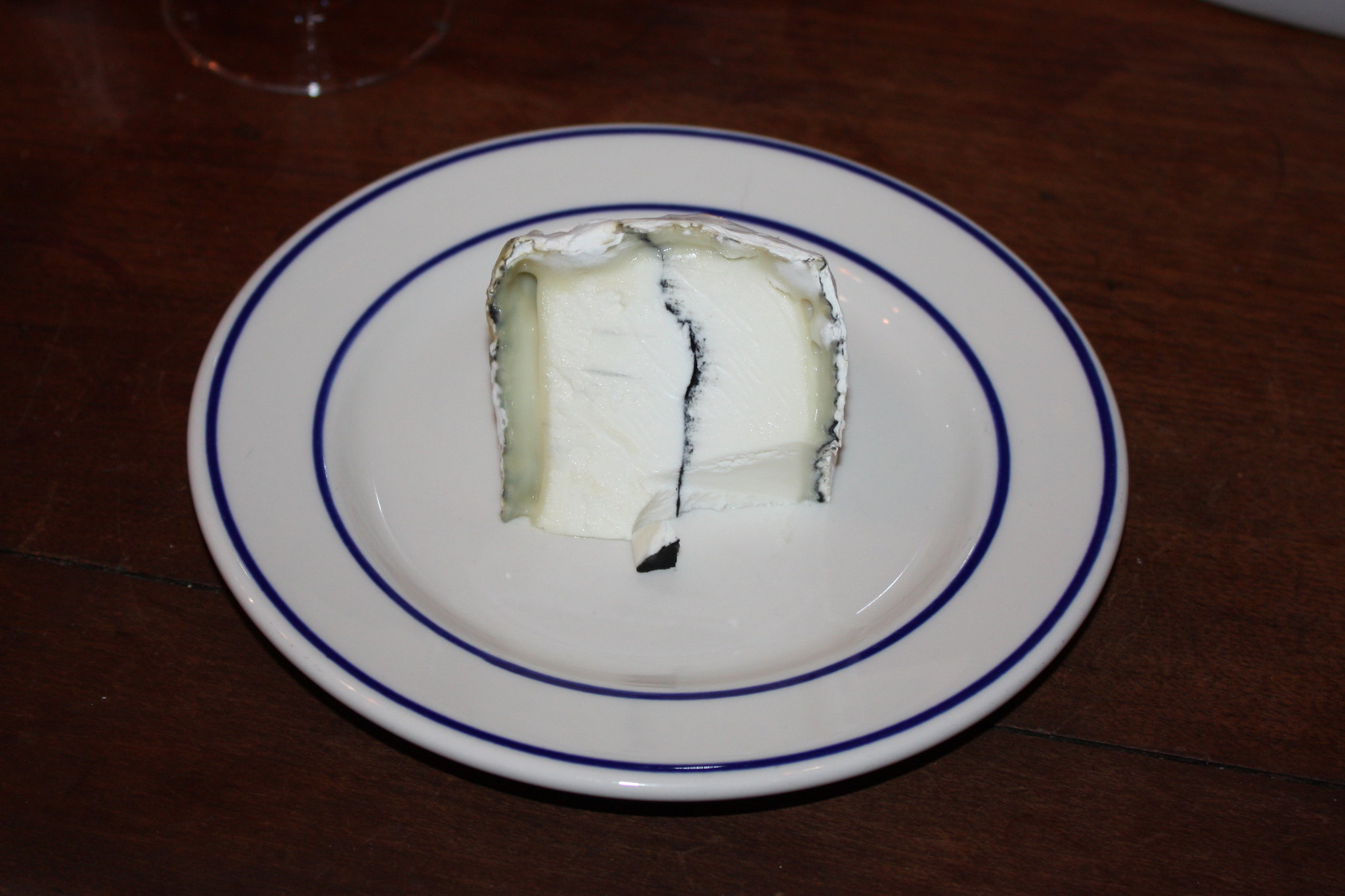 Lake&rsquo;s Edge - Photo de T. Carrigan - 101Pairing.com