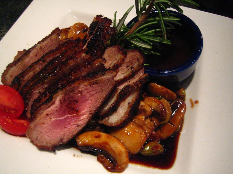 Magret de canard aux champignons - Photo de rick - 101Pairing.com