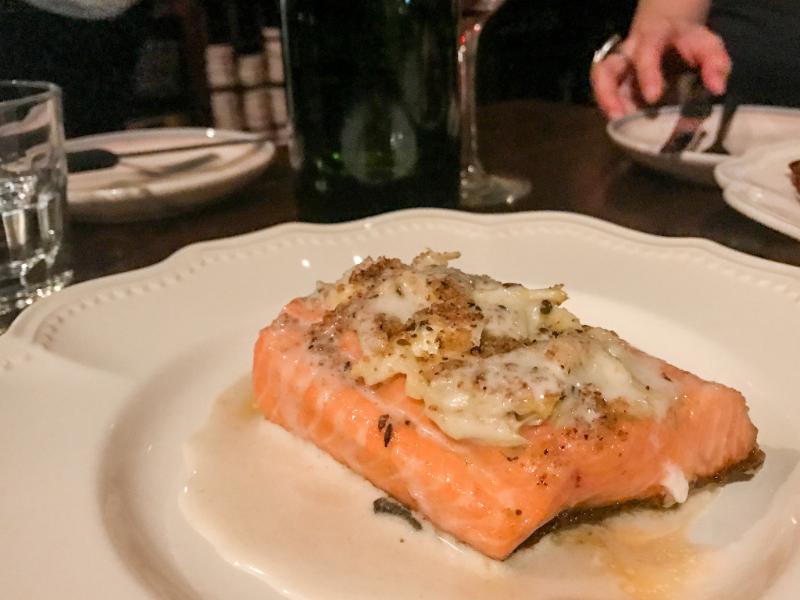 Omble chevalier sauce au beurre blanc - Photo de Lou Stejskal - 101Pairing.com