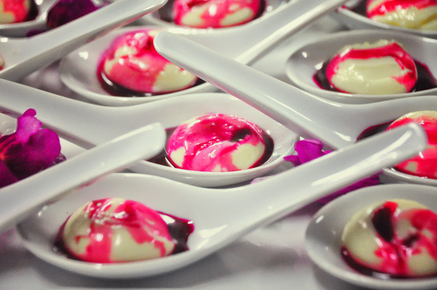 Panna cotta à la vanille - Photo de Rod Waddington - 101Pairing.com