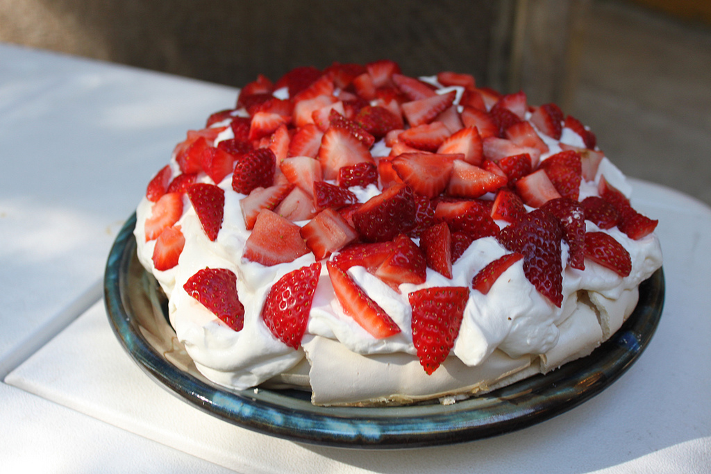 Pavlova à la fraise - Photo de Molly - 101Pairing.com