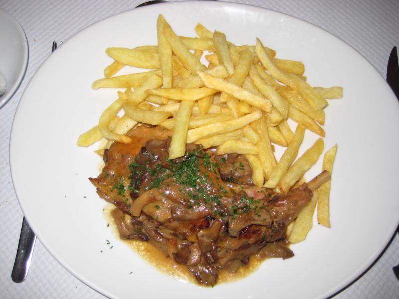 Pintade rôtie aux champignons - Photo de einalem - 101Pairing.com