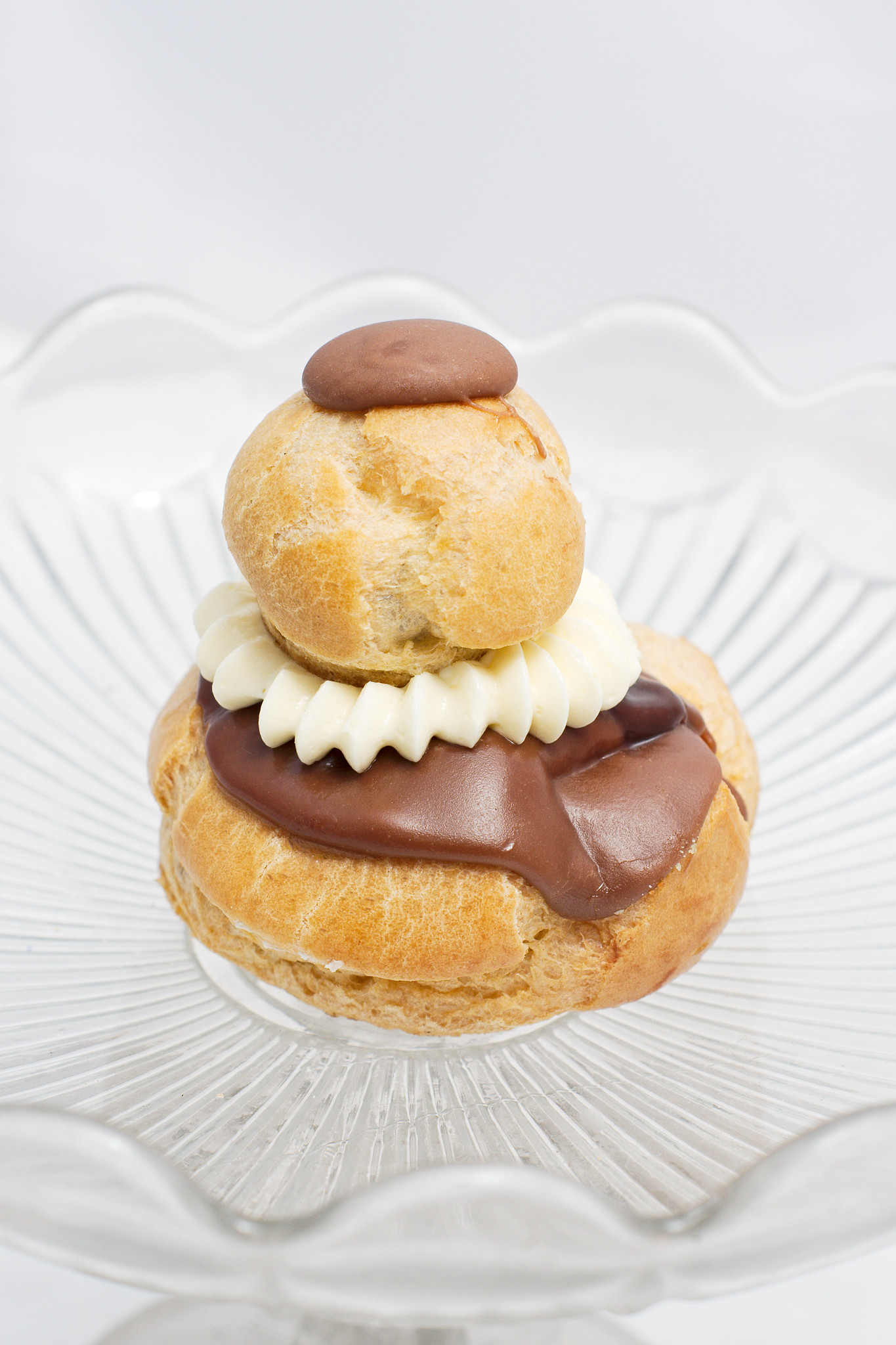 Religieuse au chocolat - Photo de Frédéric BISSON - 101Pairing.com