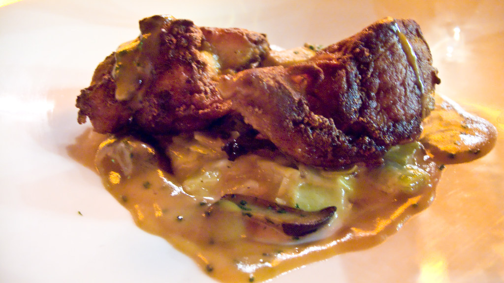 Ris de veau aux champignons sauce crème - Photo de Edsel Little - 101Pairing.com