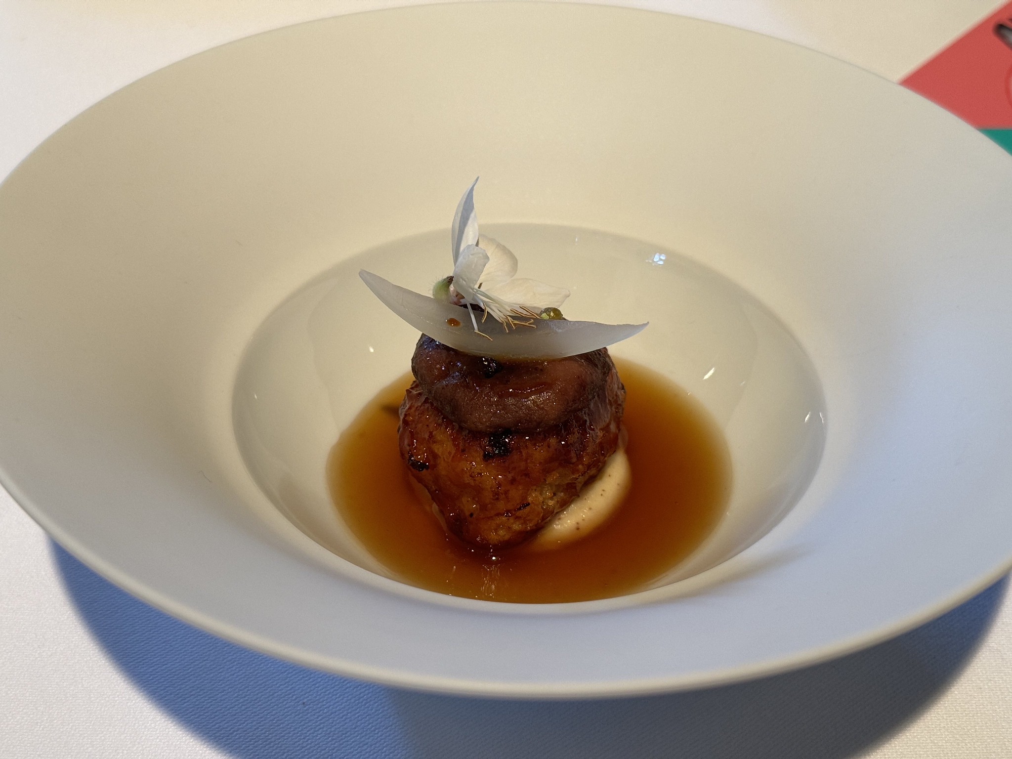 Ris de veau sauce financière - Photo de Yanay Rosen - 101Pairing.com