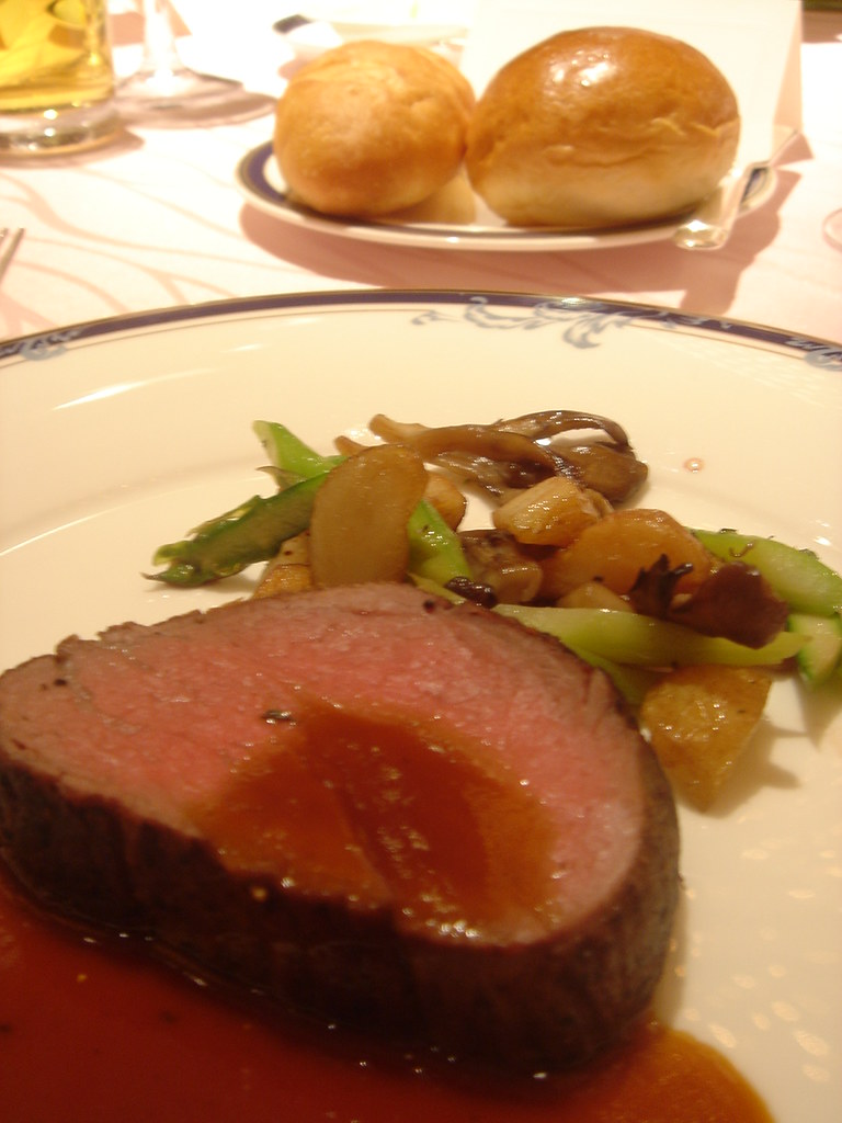 Rôti de bœuf sauce au poivre - Photo de ayako - 101Pairing.com