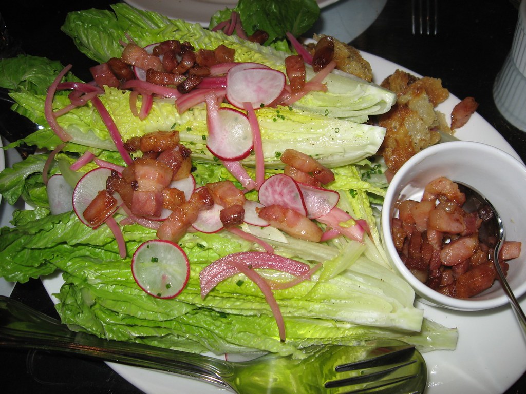 Salade aux lardons - Photo de Arnold Gatilao - 101Pairing.com