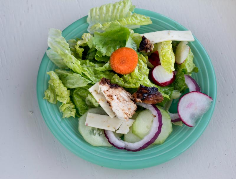 Salade de poulet grillé - Photo de Watts - 101Pairing.com