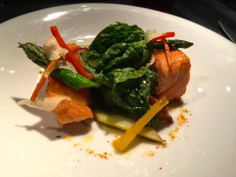 Saumon braisé - Photo de Sarah Ackerman - 101Pairing.com