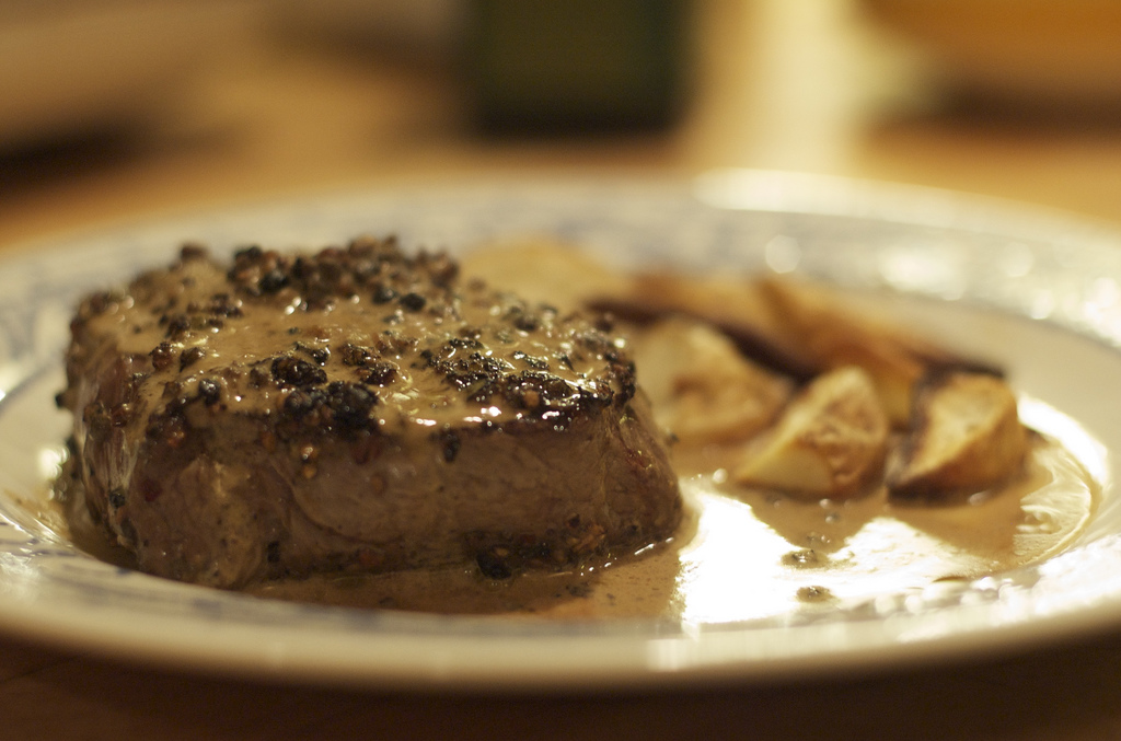 Steak au poivre - Photo de Tim Pierce - 101Pairing.com