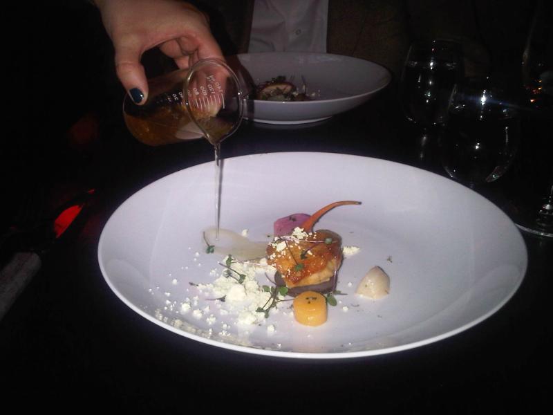 Suprême de poulet et purée à la truffe noire - Photo de leyla.a - 101Pairing.com