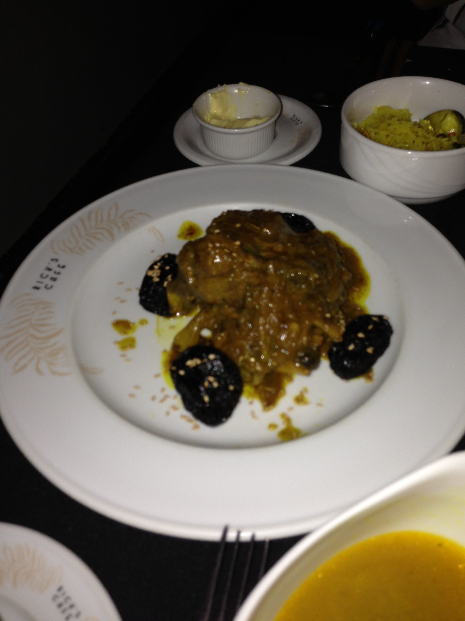 Tajine d&rsquo;agneau aux pruneaux - Photo de Michael Stout - 101Pairing.com