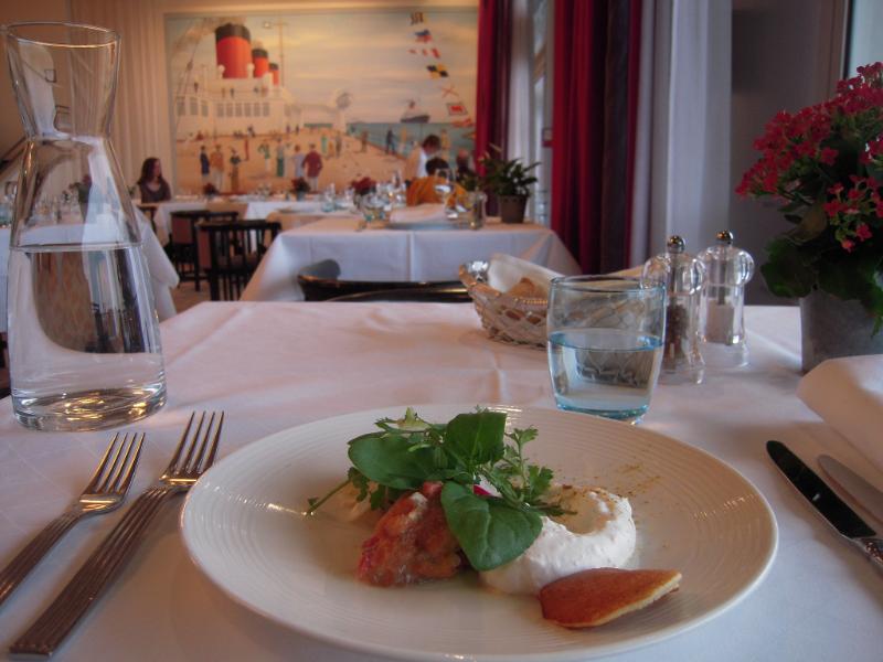 Tartare de truite et asperges vertes - Photo de patrick janicek - 101Pairing.com