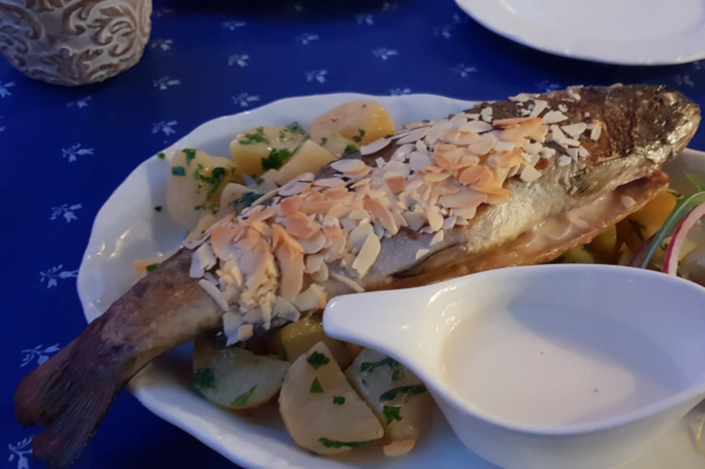 Truite farcie aux amandes