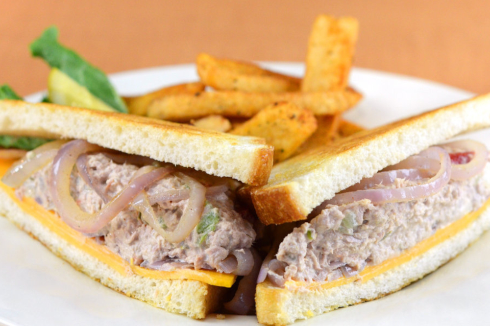 Tuna melt